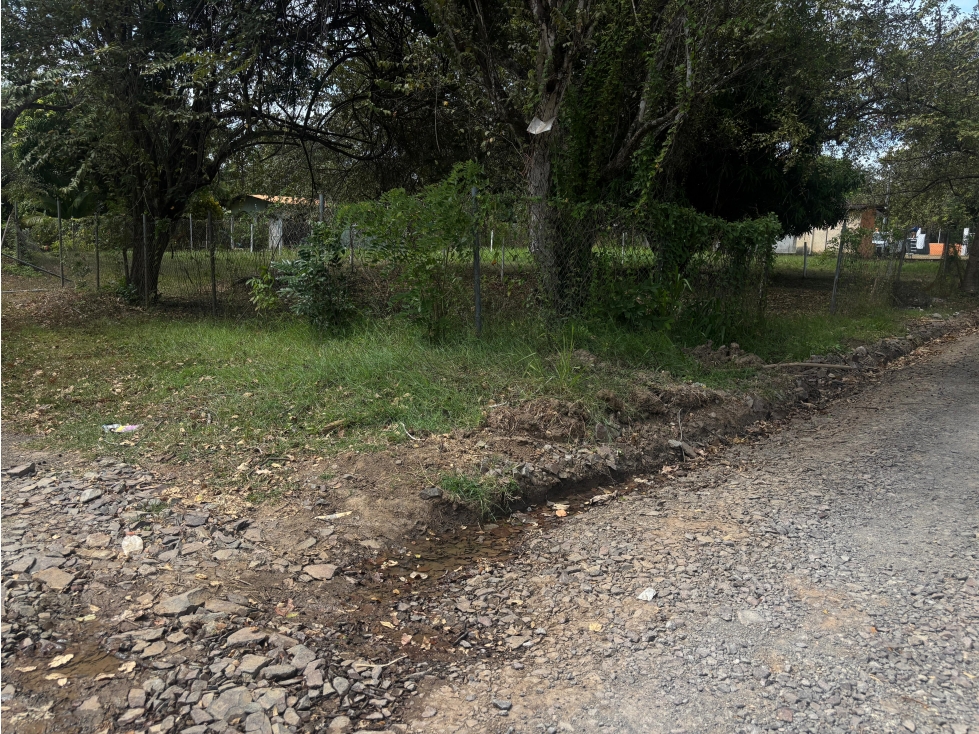 SE VENDE TERRENO DE ESQUINA EN GORGONA CHAME DE 360M CERCA DE PLAYA — foto 3