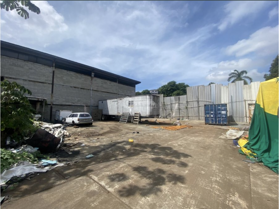SE VENDE TERRENO EN RIO ABAJO CODIGO C-2 RM1 IDEAL PARA INVERSION