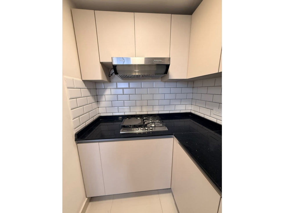 SE ALQUILA TUMBA MUERTO VENICE PLACE 50M 1 HABITACION AMOBLADO — foto 6
