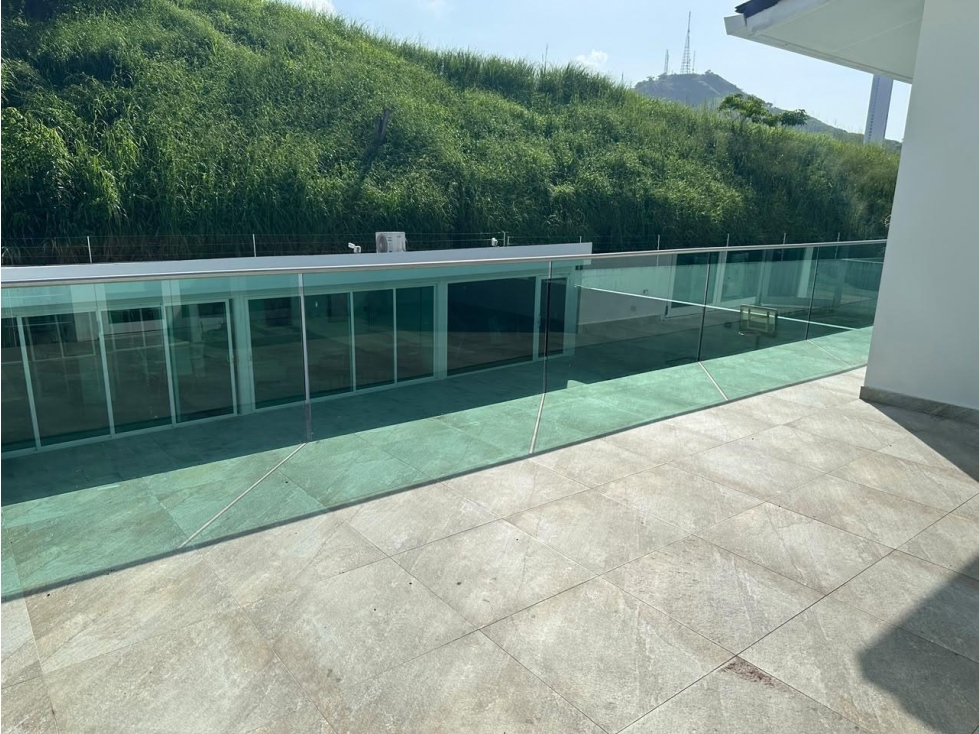 ALTOS DE PANAMÁ / HORIZONTES / 600M / 3 HABITACIONES / REMODELADA — foto 4