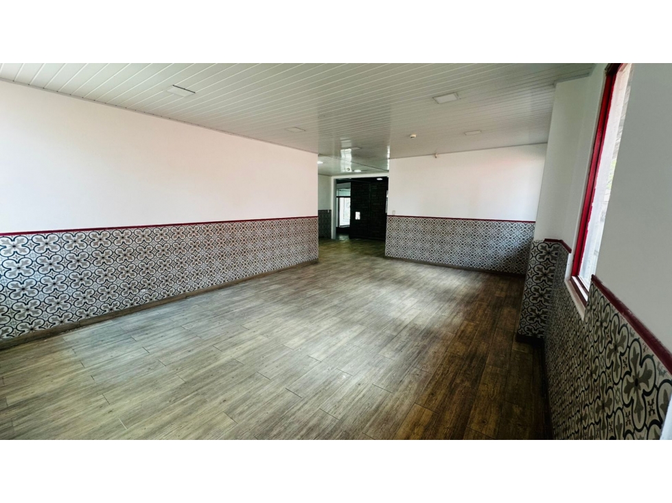 LOCAL COMERCIAL / SAN FRANCISCO / 700M / TERRAZA / 8 PARKING - 2