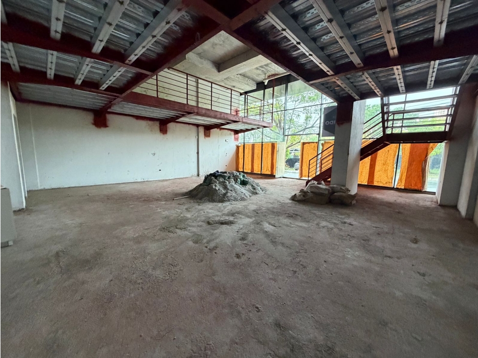 CONDADO DEL REY / LOCAL COMERCIAL / CONDADO PLAZA / 230M / 2 NIVELES — foto 5