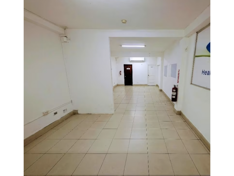 BELLA VISTA / LOCAL COMERCIAL / 100M / AMPLIO ESPACIO / VACIO — foto 3