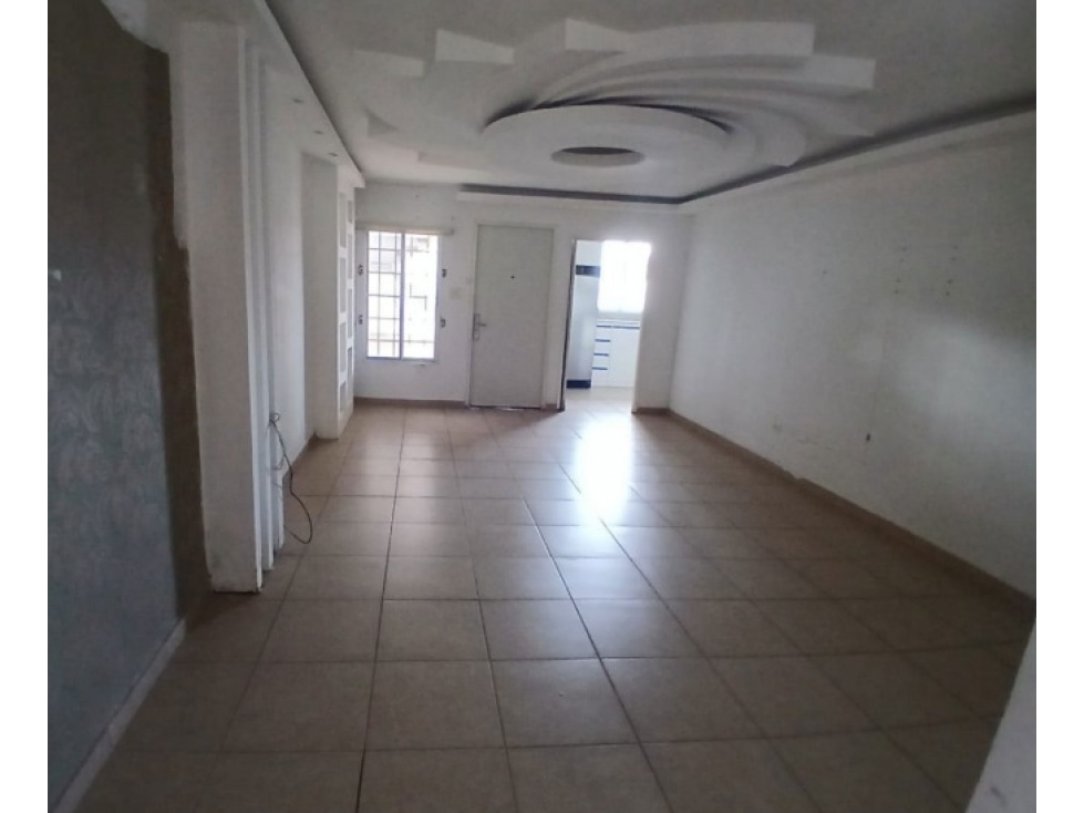 ARRAIJAN / BRISAS DEL GOLF / 298M / 4 HABITACION / 2 PARKING / PISCINA — foto 5