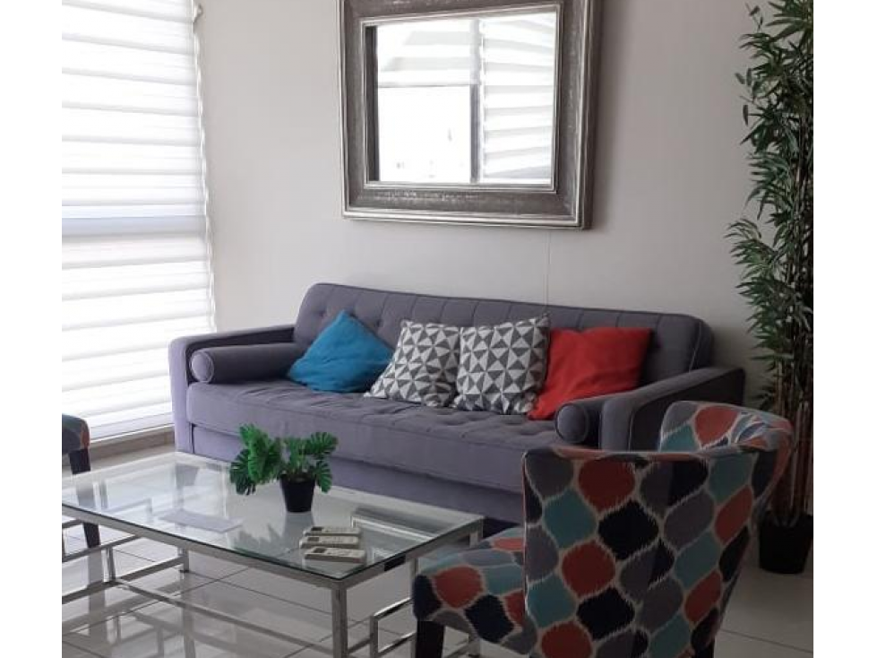 SE ALQUILA APARTAMENTO EN VIA ESPAÑA PH TORRES DE CASTILLA AMOBLADO — foto 4