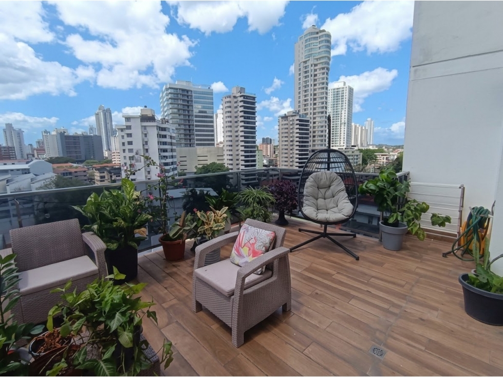 SE VENDE APARTAMENTO CARRERAS EL CARMEN 114M 2 HABITACIONES TERRAZA