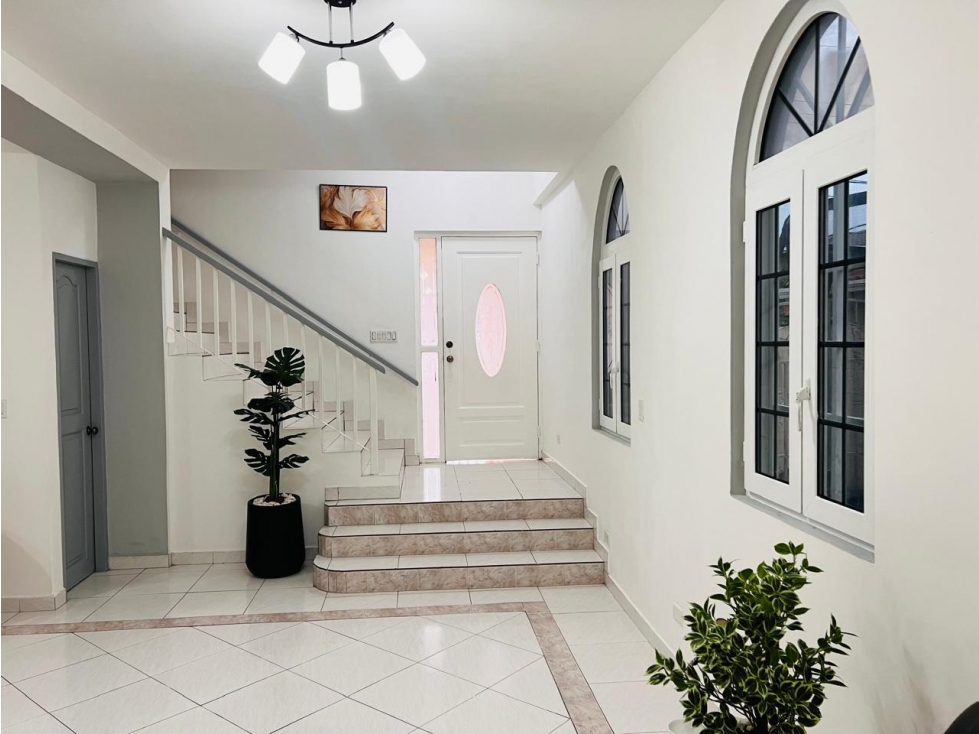 SE VENDE ESPECTACULAR CASA DUPLEX 491 M2 EN ALTOS DE PANAMA — foto 5