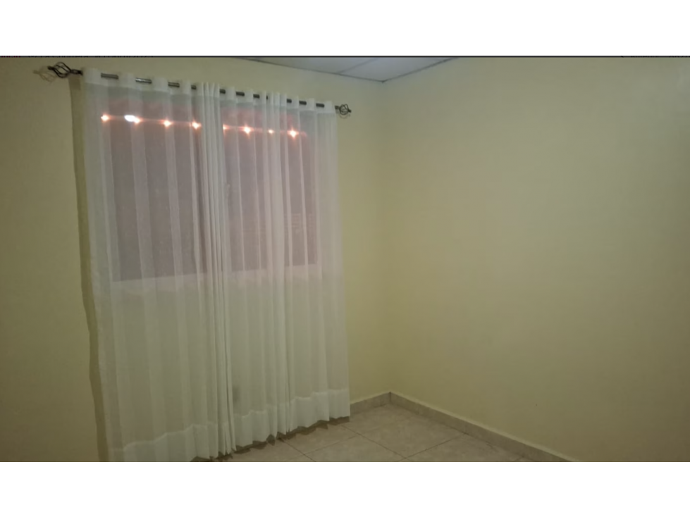 SE VENDE CASA EN CHORRERA LOS ALMENDROS DE 180M CON TERRAZA — foto 5