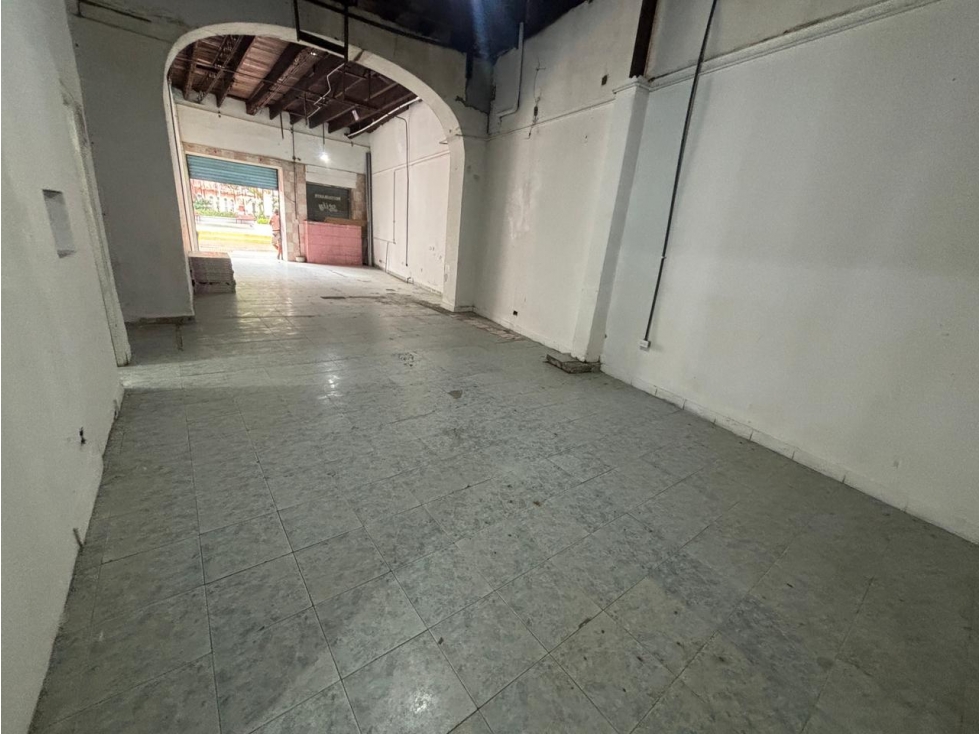 ALQUILER DE LOCAL EN CASCO VIEJO IDEAL PARA BAR RESTAURANTE 120M — foto 3