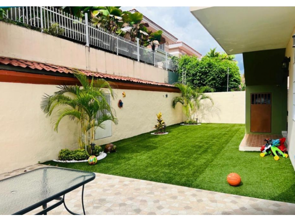 SE VENDE ESPECTACULAR CASA DUPLEX 491 M2 EN ALTOS DE PANAMA — foto 6