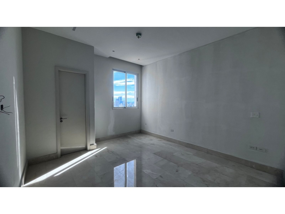 SE VENDE APARTAMENTO EN COCO DEL MAR 192M 3 HABITACIONES Y BALCON — foto 6