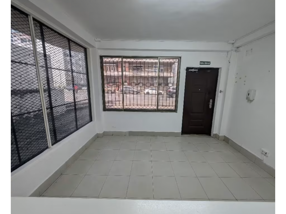 BELLA VISTA / LOCAL COMERCIAL / 100M / AMPLIO ESPACIO / VACIO — foto 2