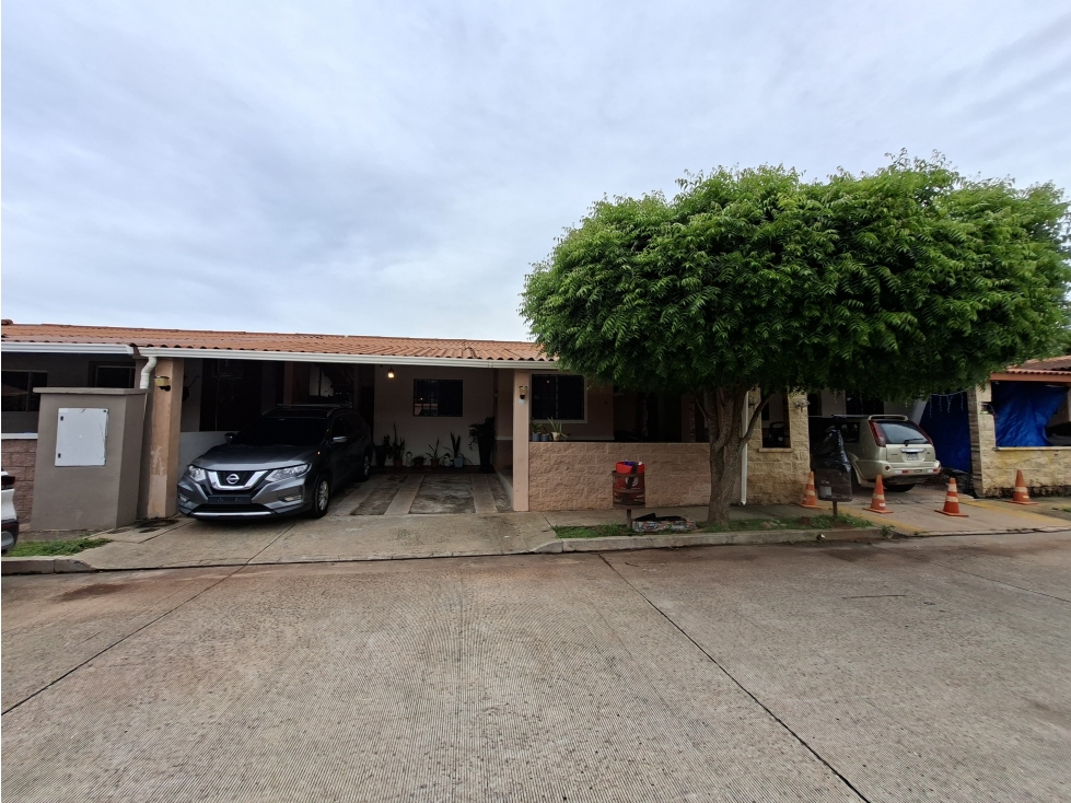 CHORRERA / ARBOLERAS / LOS CASTAÑOS / 170M / 3 HABITACION / 2 BAÑOS