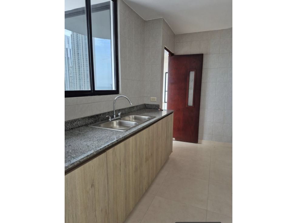 SE VENDE APARTAMENTO SAN FRANCISCO LEXUS TOWER 170M 3 HABITACIONES — foto 4