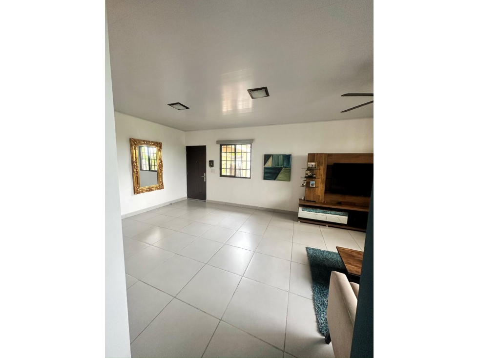 PENONOME / LLANO HERMOSO / 312 M2 / 2 NIVELES / 5 HABITACIONES — foto 6