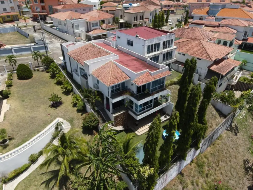 ALTOS DE PANAMA / 537M / 2 NIVELES / 5 HABITC + CUARTO Y BAÑO SERVICIO — foto 3