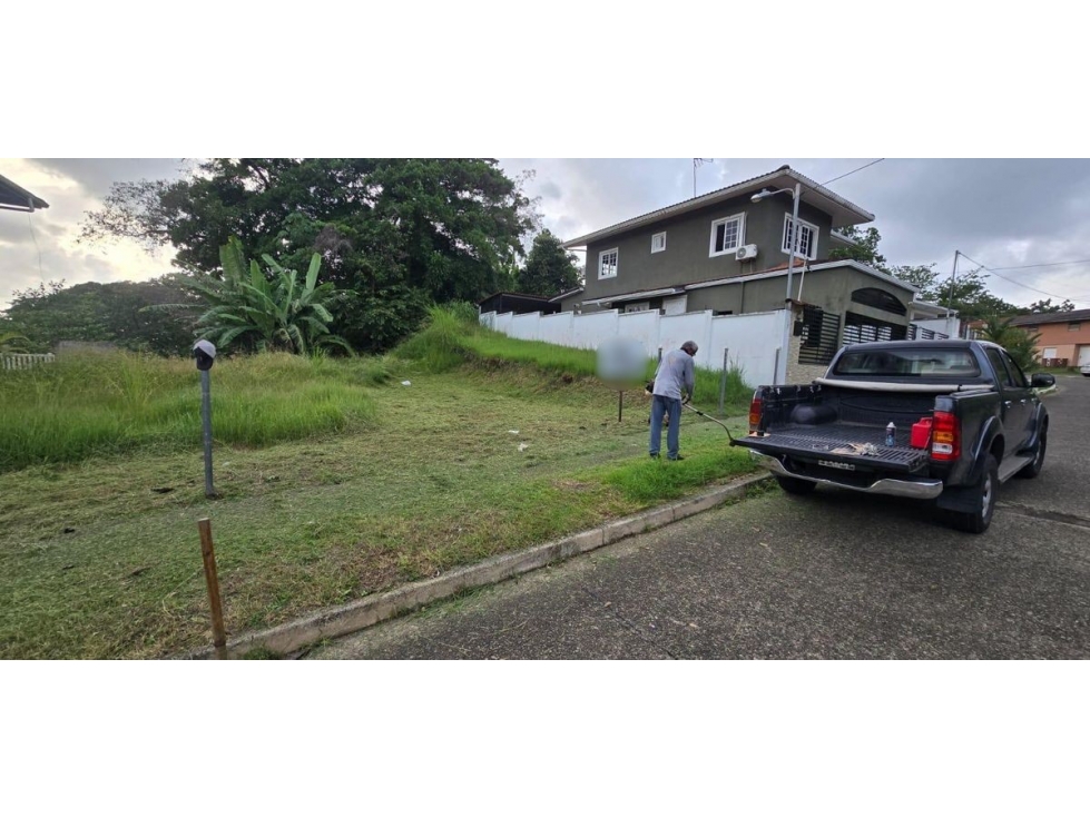 TERRENO / CRISTOBAL COLON / 424.89 M2 / PLANO / AREA RESIDENCIAL JC - 2