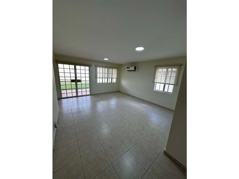 CLAYTON / ALBROOK GARDENS / 400M / DOS NIVELES / 3 HABITACIONES — foto 3