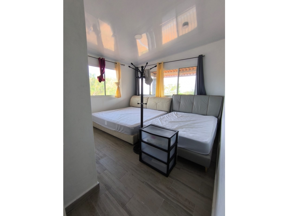 CERRO AZUL / 2000 M2 / 2 NIVELES / 4 HABITACIONES / CAMPESTRE — foto 6