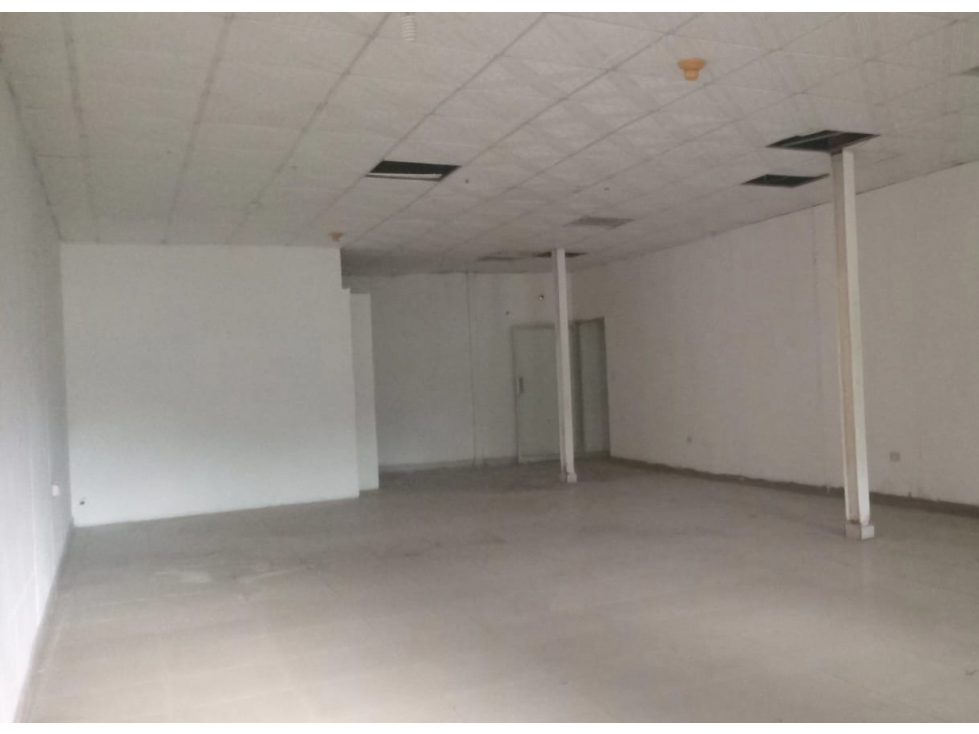 ANCON / LOCAL COMERCIAL / 100M / DIVISONES / VACIO / PLANTA ALTA — foto 2