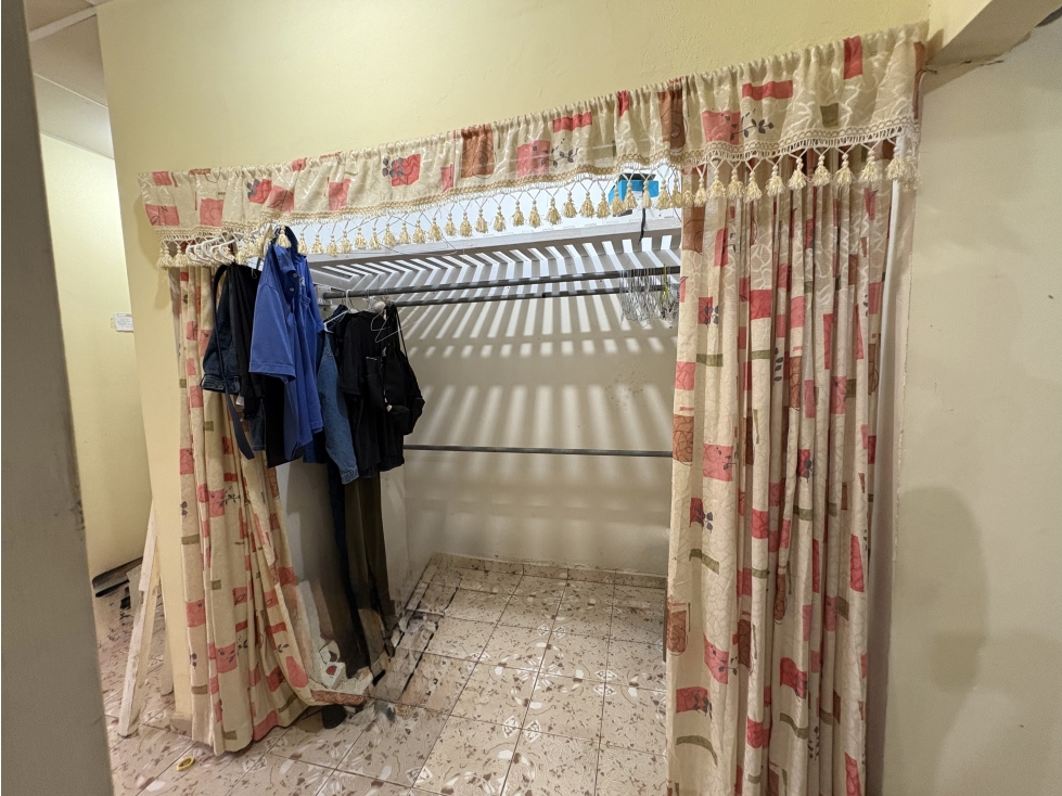 SE VENDE CASA EN NATA DE 4 HABITACIONES CERCA DE LA PANAMERICANA - 5