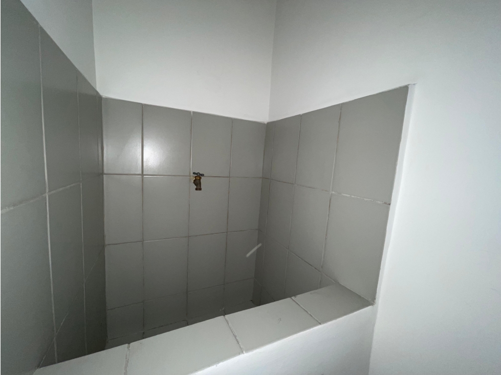 BELLA VISTA / PLAZA COWES / 100M / 1 BAÑO / COCINA / SEGUNDO NIVEL — foto 5