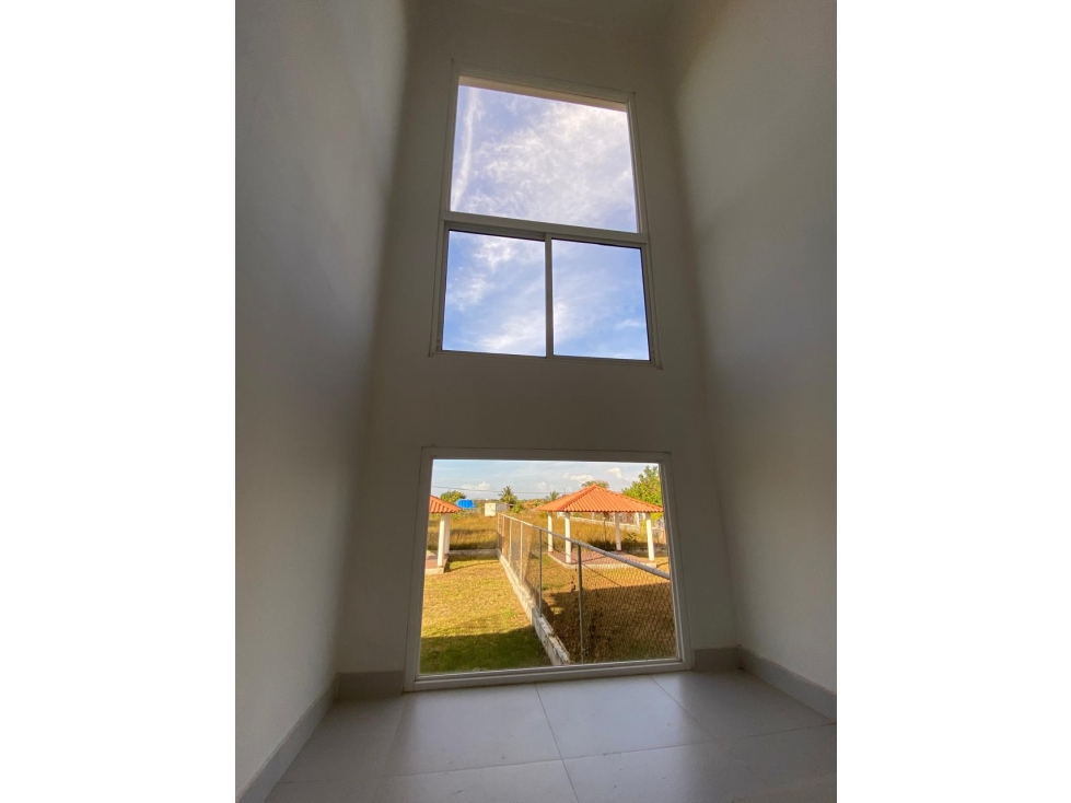 SE ALQUILA CASA EN CHAME NUEVA GORGONA 226 M2 CON BALCON — foto 2