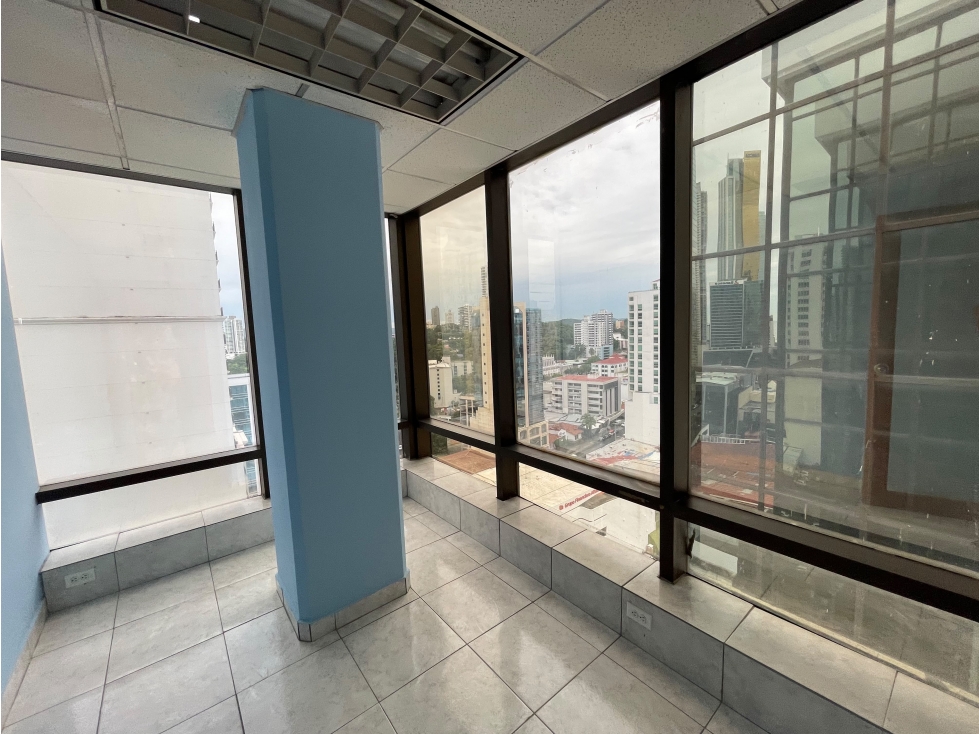 SE ALQUILA OFICINA BELLA VISTA VALLARINO 485M 2 BAÑOS 6 DIVISIONES - 6