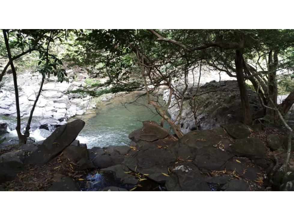SE VENDE TERRENO EN CHAME ALTOS DE MARIA 1314 M2 CERCA DE CASCADA — foto 4