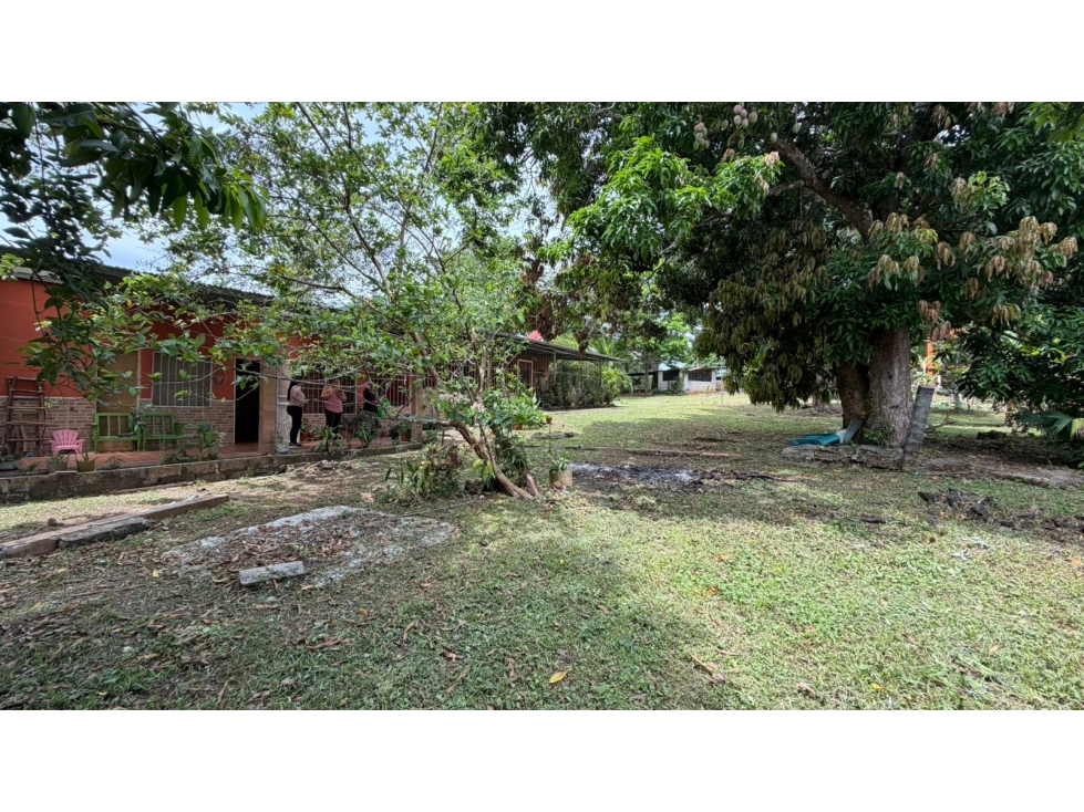 SE VENDE CASA CON AMPLIO TERRENO 2612M EN CAPIRA CON 2 TERRAZAS — foto 4