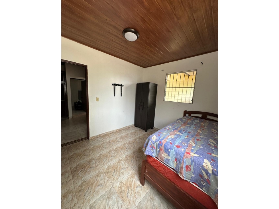 ARRAIJAN / LA HACIENDA / 4 HABITACIONES / 536 M2 / CERCADA / AMOBLADA — foto 5