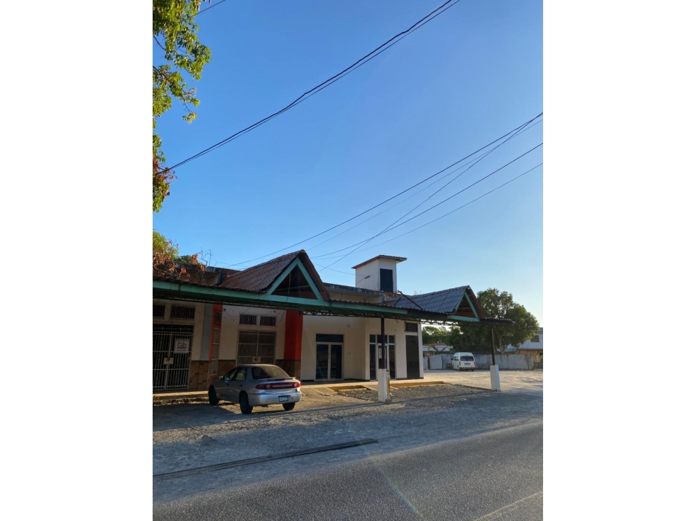 PENONOME / 1065 M2 / EDIFICIO / 3 LOCALES / DEPOSITO / VIA ASFALTADA - 5