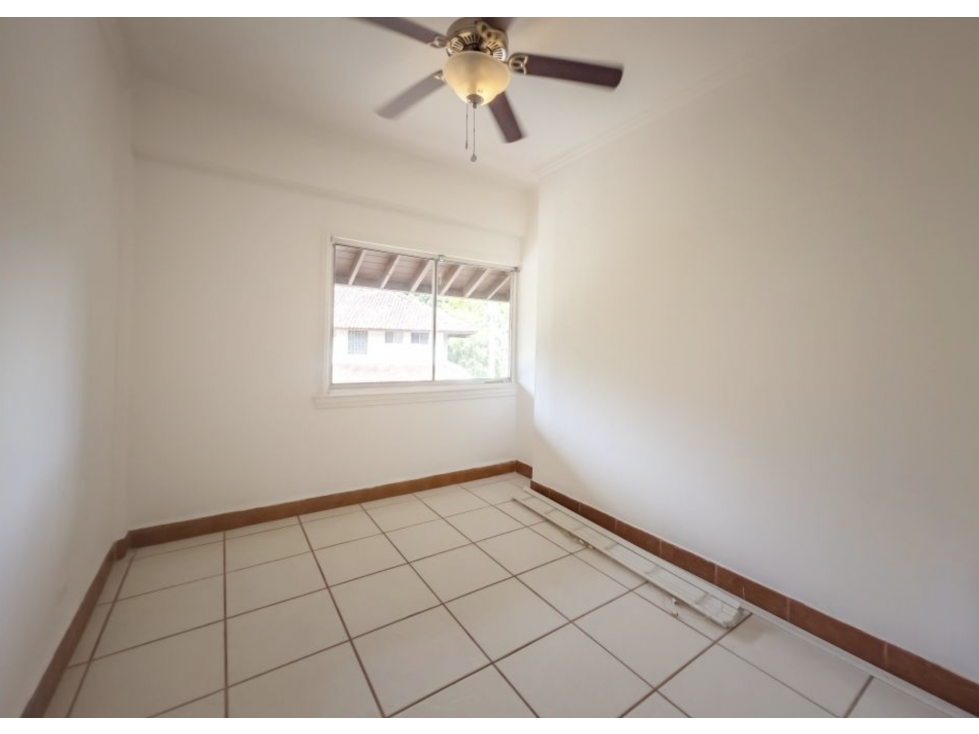 ANCON / CLAYTON / 3 HABITACIONES / 258M / TERRAZA / PATIO / DUPLEX - 6
