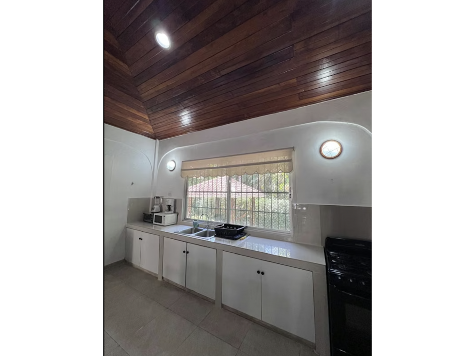 SE VENDE CASA 1500M EN CORONADO VILLA ROMA CON PISCINA PRIVADA — foto 5