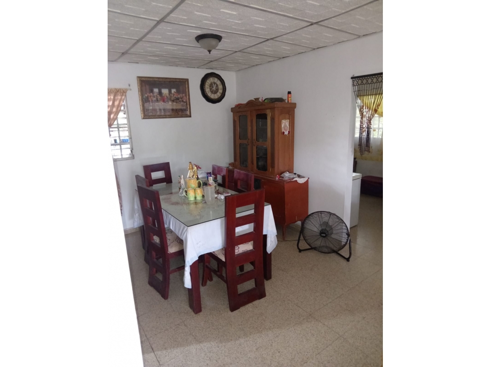 COCLE / ANTON / 3 HABITACIONES / 1200 M2 / TERRAZA / CERCADA - 3