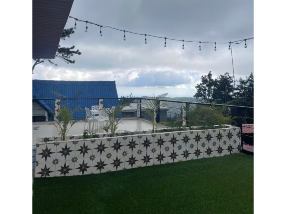 SE VENDE CASA DE 2 NIVELES EN ALTOS DE CERRO AZUL 1,280M VISTA AL MAR