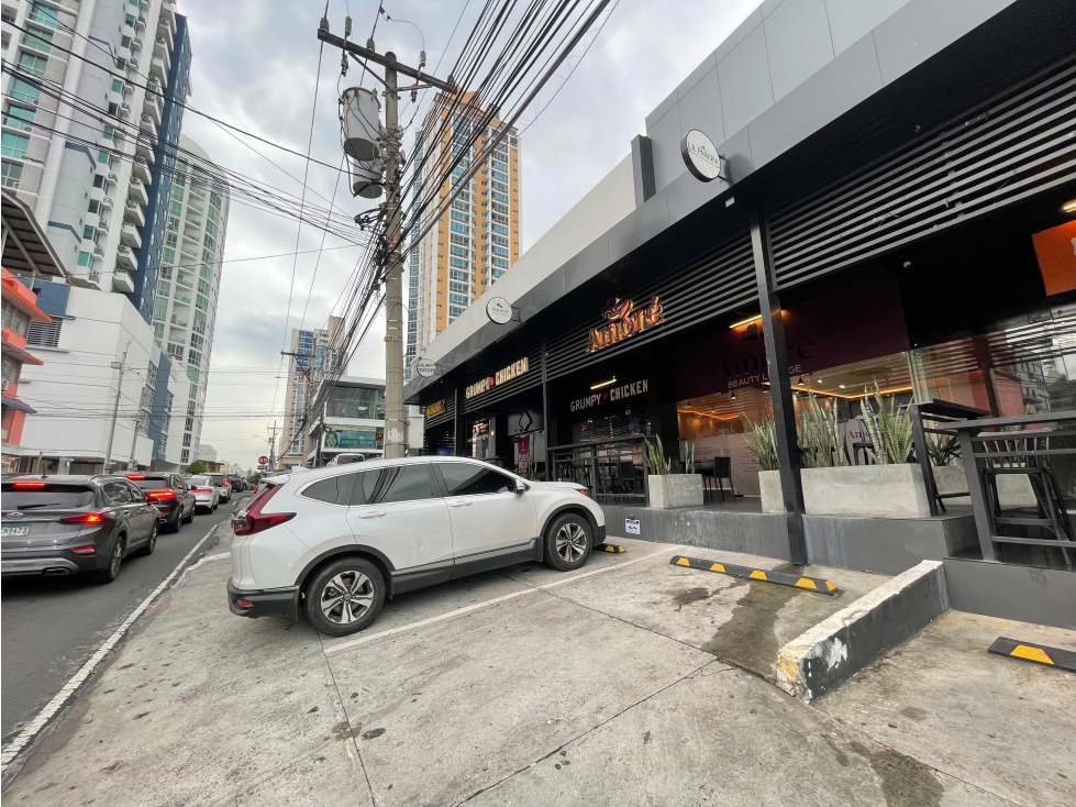 LOCAL COMERCIAL / SAN FRANCISCO / 117M / 2NIVELES / DEPÒSITO / TERRAZA