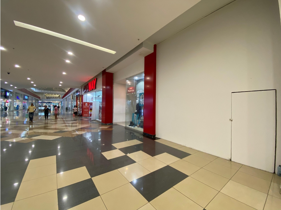 ARRAIJAN / WESTLAND MALL / LOCAL COMERCIAL / 60 M / PLANTA BAJA