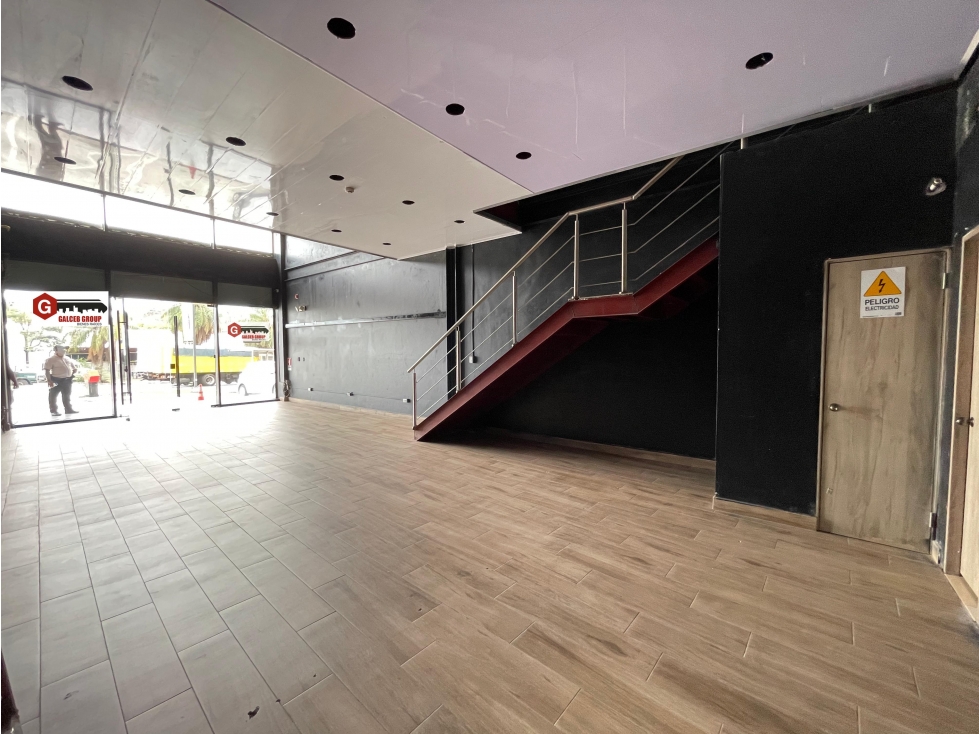 SE ALQUILA LOCAL EN MIDTOWN PLAZA TUMBA MUERTO CON MEZZANINE