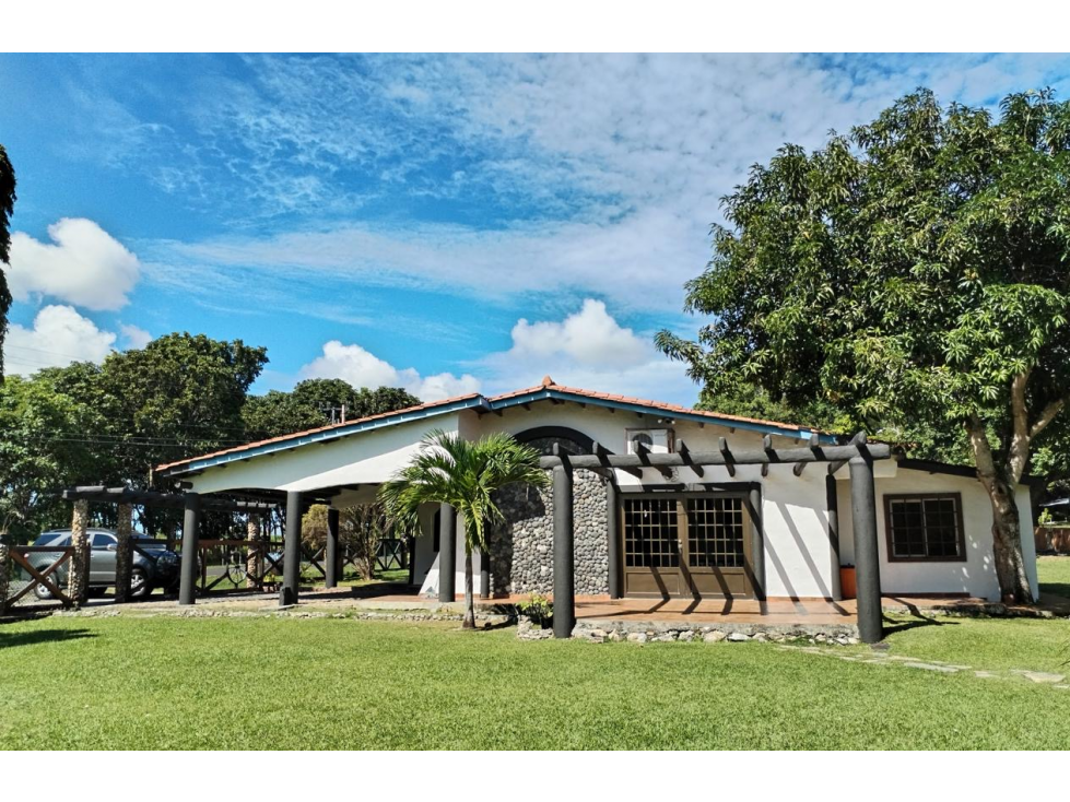 CHAME / PUNTA CHAME / CASA / 970M2 / AMOBLADA / PISCINA / JACUZZI