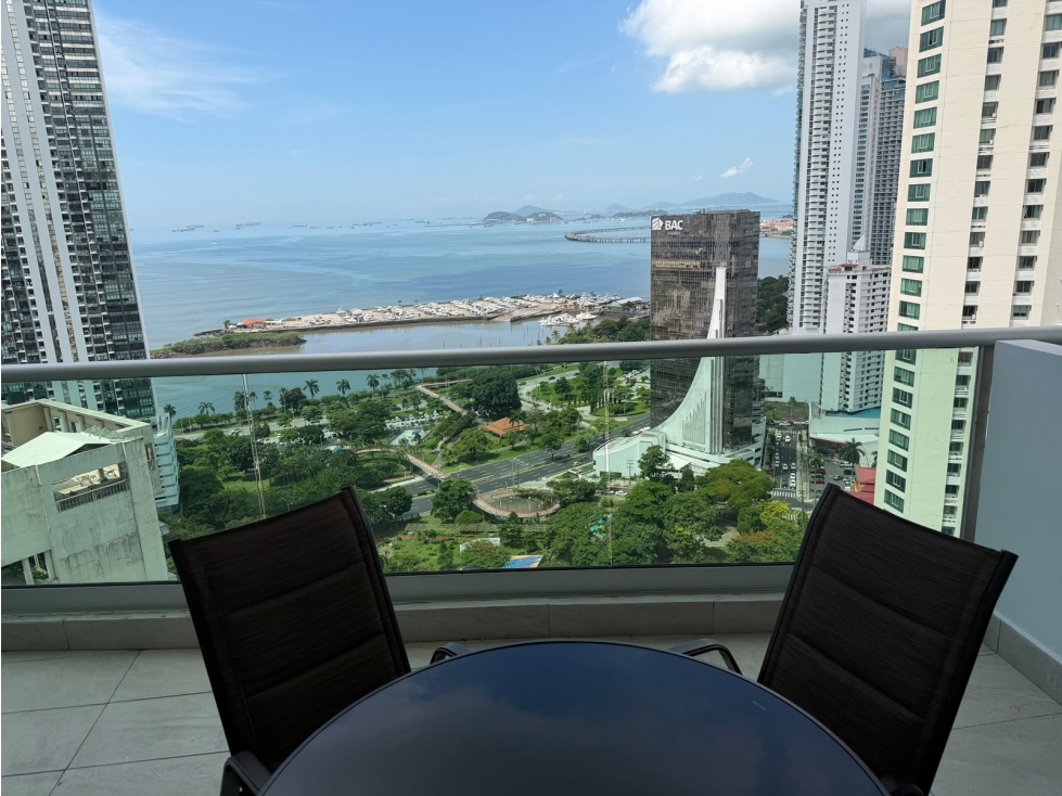 SE VENDE APARTAMENTO EN BELLA VISTA 205M 3 HABITACIONES Y BALCON — foto 3