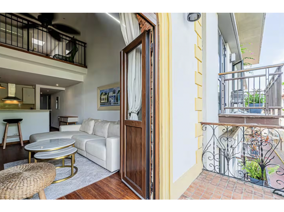 CASCO VIEJO / PORTAL DE CALDAS / 114M / 1 HABITACION / BALCON / LOFT