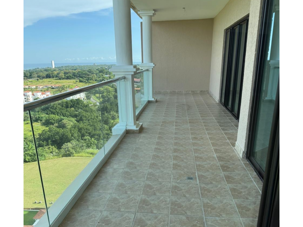 SE VENDE APARTAMENTO 412M SAN CARLOS VISTA MAR LAS OLAS II CON BALCON