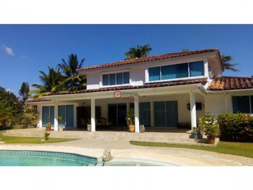 CORONADO / URBANIZACION CLUB DEL GOLF / 3 RECAMARAS / 2,450 M2