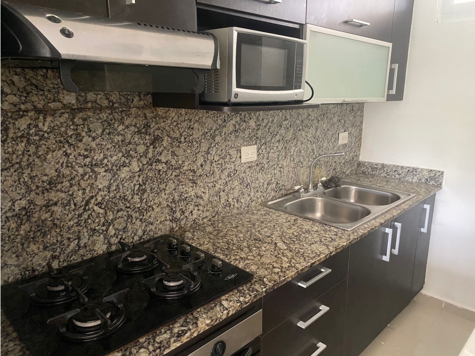 ANCON / PH ALTAMIRA GARDENS / 75M / 2 HABITACIÓN / 2 PARKING / PISCINA — foto 5