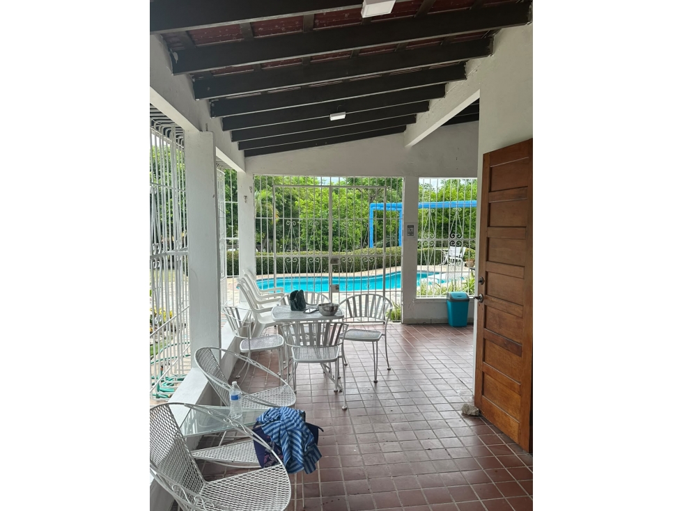 CHAME / CORONADO / 5 HABITACIONES / 3750 M2 / 4 BAÑOS / PISCINA — foto 4
