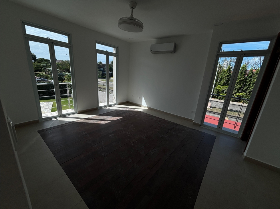 SE VENDE CASA EN COSTA DEL ESTE PH LAS MAGNOLIAS CON PISCINA — foto 3