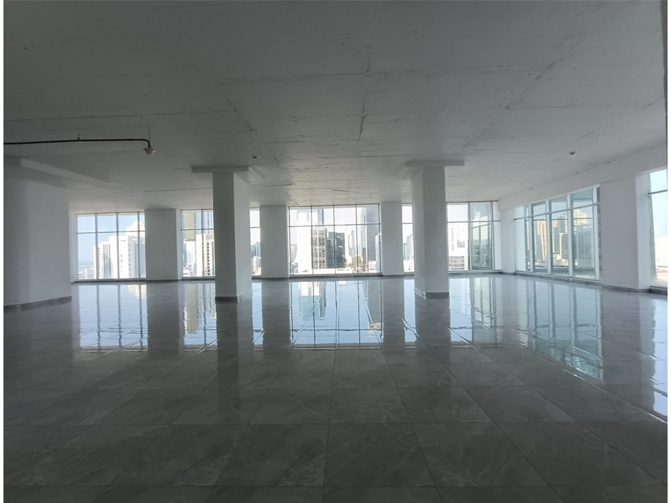ALQUILER DE OFICINA EN CALLE 50 REVOLUTION F&F TOWER TORNILLO DE 400M — foto 4