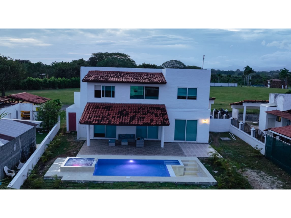 SE ALQUILA CASA EN GORGONA MALIBÚ 900M 3 HABITACIONES AMOBLADO — foto 2