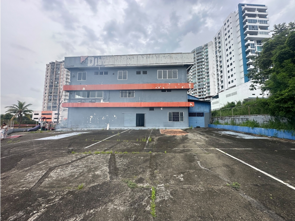 EDIFICIO / BETANIA CLUB X / 2,582M/ 3 NIVEL / IDEAL PARA INSTITUCIONES - 2